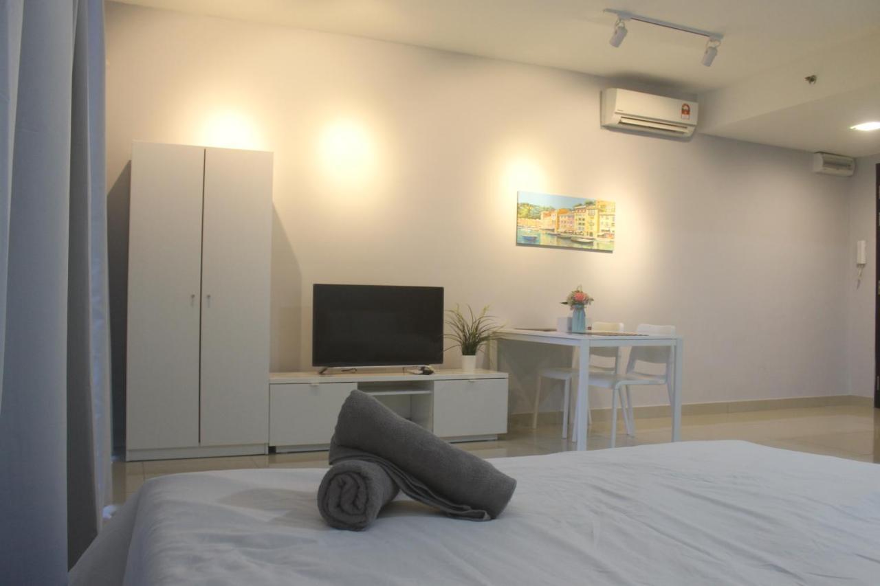שאה אלאם Vivian'S Studio Trefoil Setia Alam מראה חיצוני תמונה