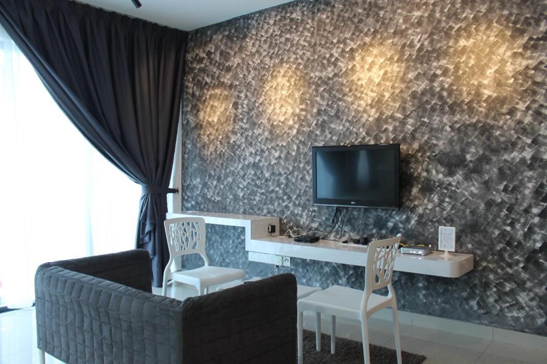 שאה אלאם Vivian'S Studio Trefoil Setia Alam מראה חיצוני תמונה