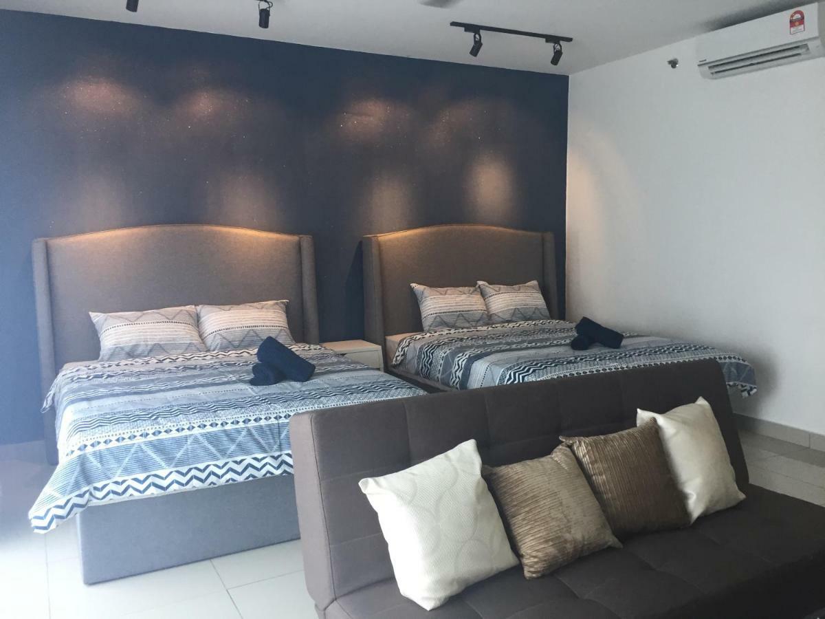 שאה אלאם Vivian'S Studio Trefoil Setia Alam מראה חיצוני תמונה