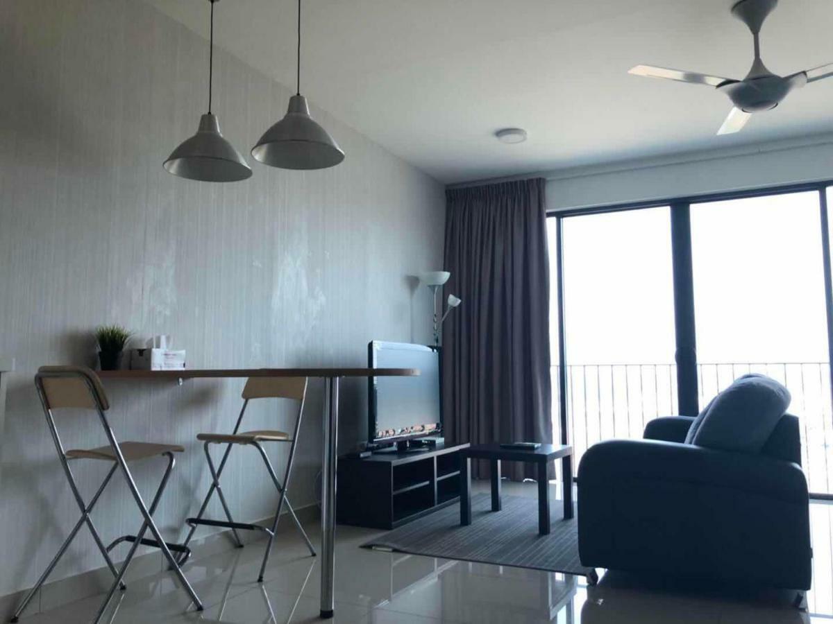 שאה אלאם Vivian'S Studio Trefoil Setia Alam מראה חיצוני תמונה