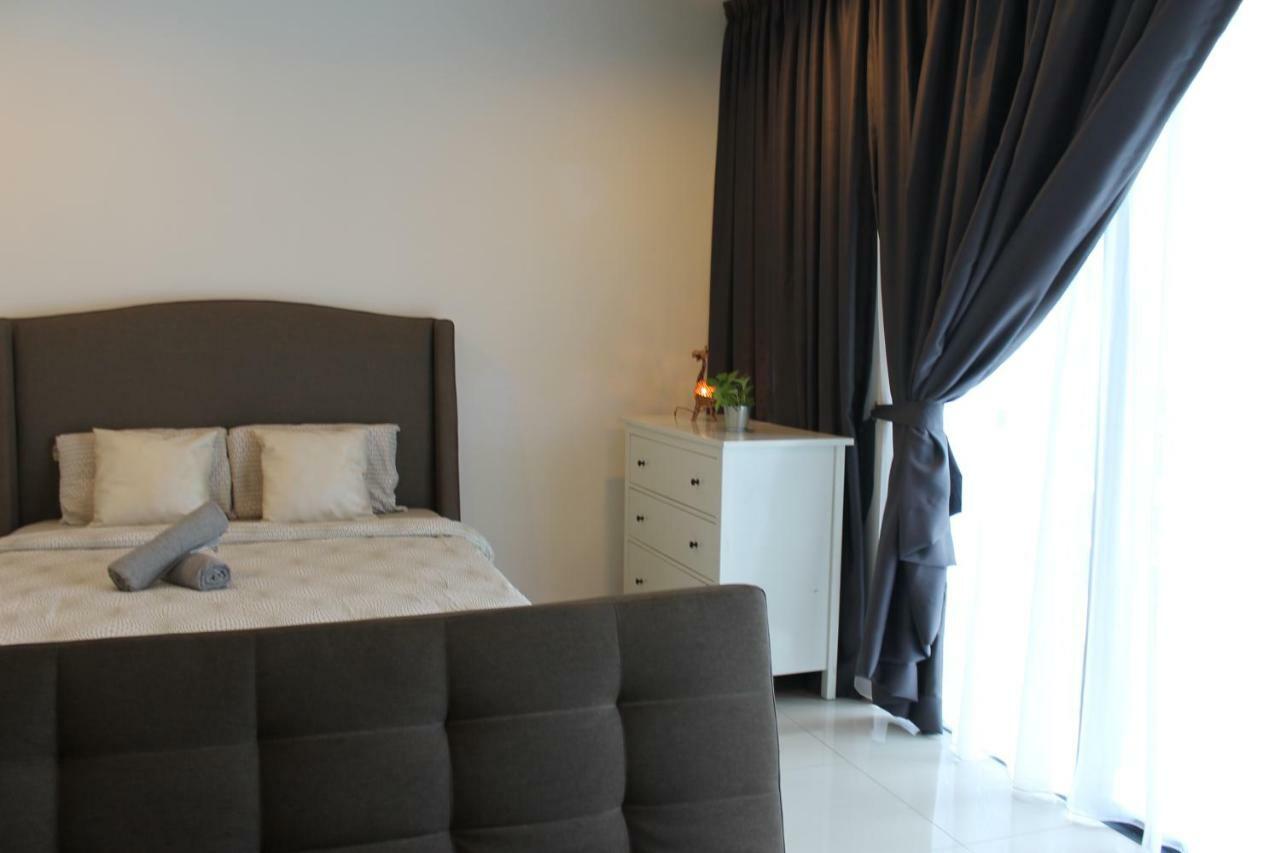 שאה אלאם Vivian'S Studio Trefoil Setia Alam מראה חיצוני תמונה