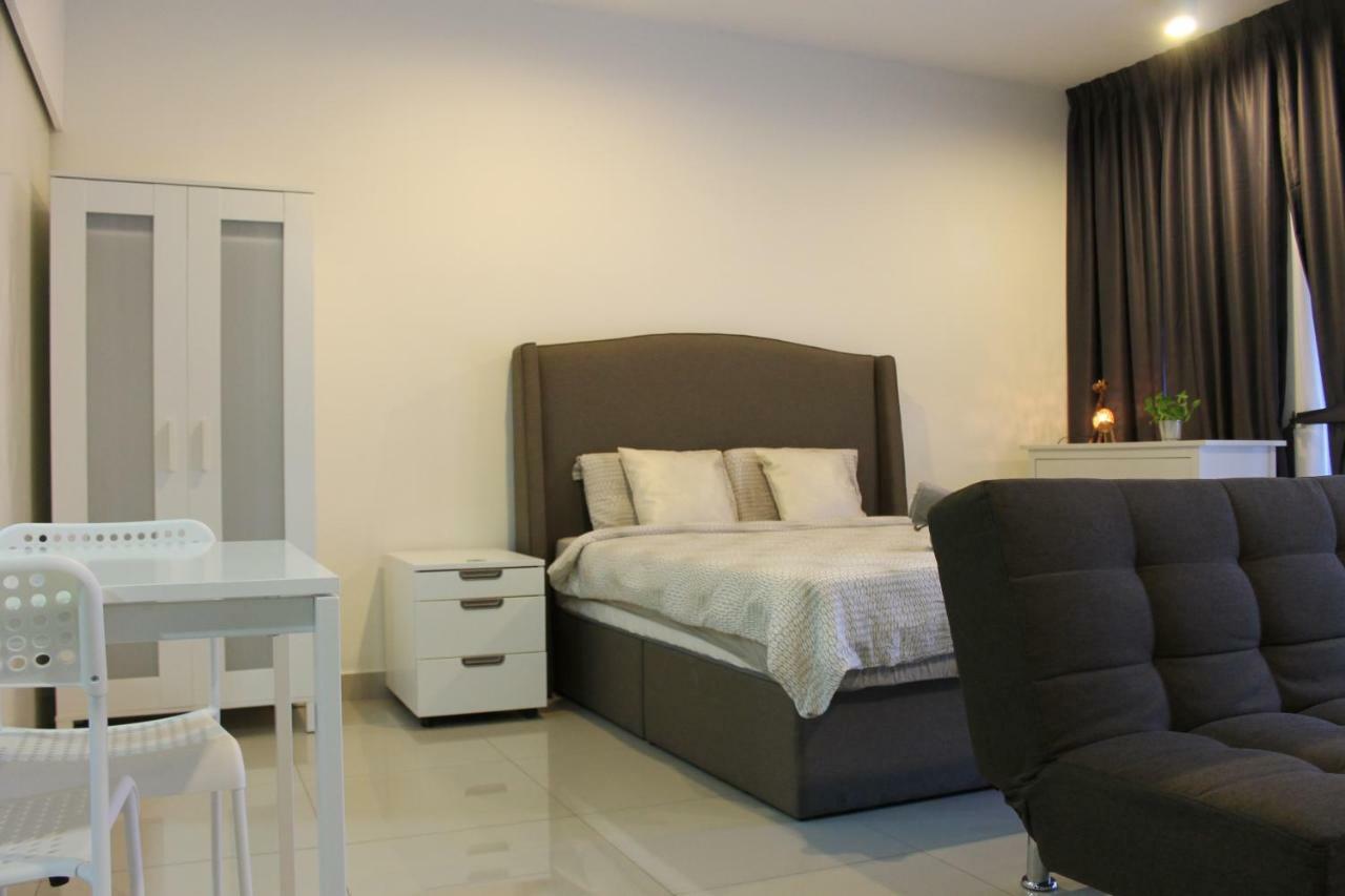 שאה אלאם Vivian'S Studio Trefoil Setia Alam מראה חיצוני תמונה