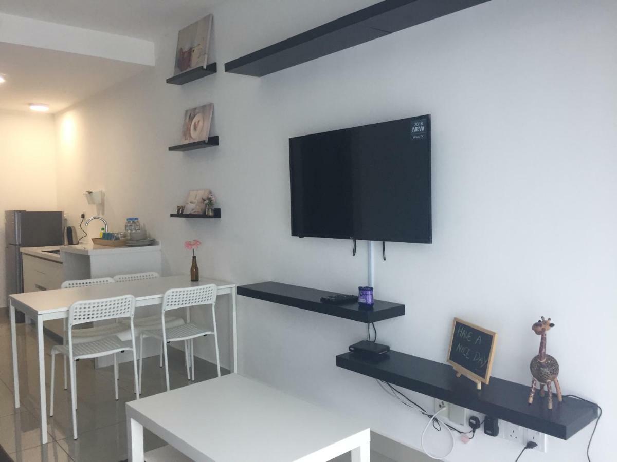 שאה אלאם Vivian'S Studio Trefoil Setia Alam מראה חיצוני תמונה
